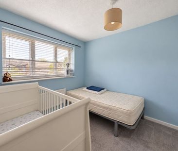 Churchwood Drive, Tangmere, Chichester - Photo 3