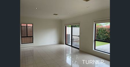 Family home in sought after location - Photo 2