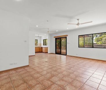 Available until mid January 2026 - Photo 3