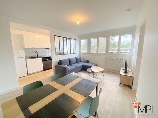 Location Appartement 6 pièces 79m² - Photo 1