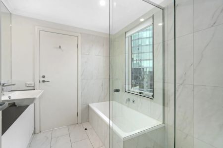 122/8 Wells Street, Southbank. - Photo 3