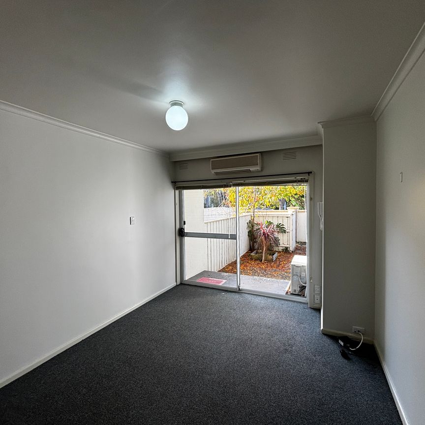 3 / 42 Tranmere Avenue, CARNEGIE - Photo 1