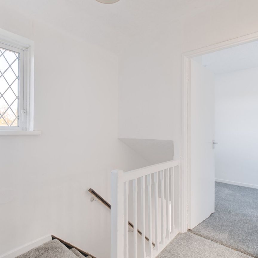 3 bed terraced house to rent in Barratts Road, Birmingham, B38 - Photo 1