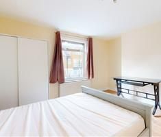 3 Bed End Terrace, Putney Bridge Road, SW18 - Photo 3