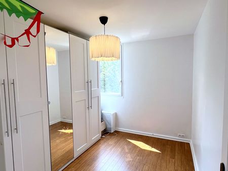 Location Appartement 5 pièces 92m² - Photo 5