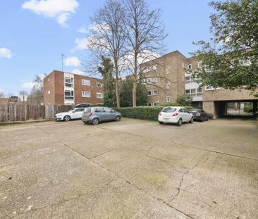 2 bedroom flat to rent - Photo 2