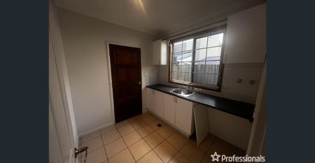 Charming Family Home in a Great Location! - Photo 4