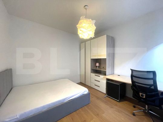 Garsoniera decomandata, 40 mp, curte, parcare, zona strazii - Fotografie 1