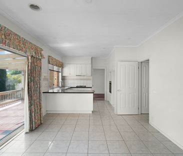 Thinking of selling? Contact our agent - Photo 6