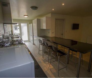 1 bedroom in a house share to rent - Photo 5