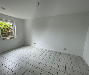 TRIER - Zewen - 2 Zimmer Wohnung im Souterrain mit Terrasse und Stellplatz - Foto 3
