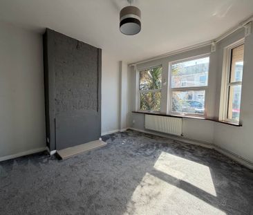 Waterloo Road, Shoeburyness - Photo 4