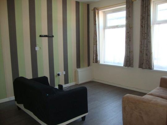 1 bedroom property to rent - Photo 1