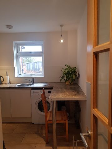 Room in a Shared House, Church Road, E10 - Photo 3