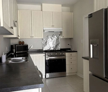 For Lease - 92 Baker Road, Thorold, Ontario - Photo 4