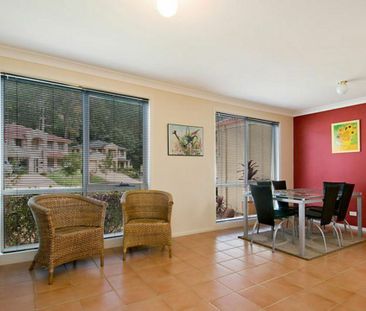 LARGE 2 STOREY FAMILY HOME - Photo 2