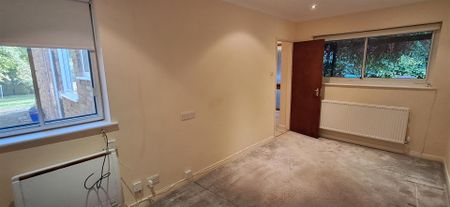 4 bed detached house to rent in Newlands Avenue, Radlett, WD7 - Photo 4