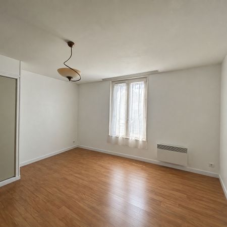 Location Appartement 1 pièce 26m² - Photo 4