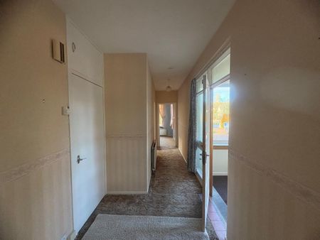 4 bedroom terraced house to rent - Photo 2