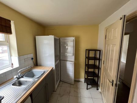 3 Bed Flat, St. Mary Street, SO14 - Photo 5