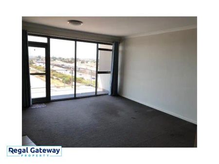 404/21 Malata Crescent, Success WA 6164 - Photo 2