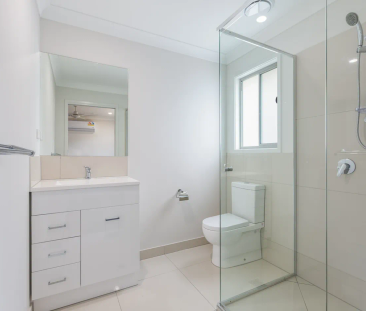 Spacious 3 Bedroom Duplex in Logan Reserve! - Photo 6