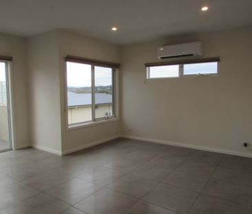 Secure 2 Bedroom Apartment Living - Photo 2