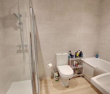 2 bedroom apartment to rent - Photo 6