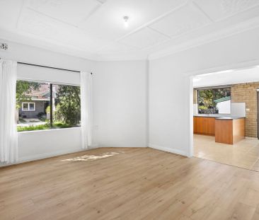 Manly, 5 Balgolwah Road - Photo 1