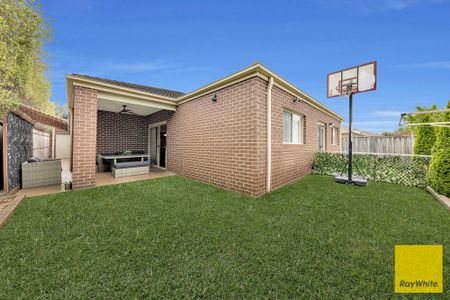 Pristine Family Home with Convenient Access to Williams Landing Station - Photo 3