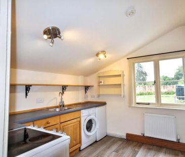 1 bedroom cottage to rent - Photo 5