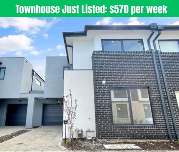 🏡 4-Bedroom Townhouse In South Morang - Photo 4
