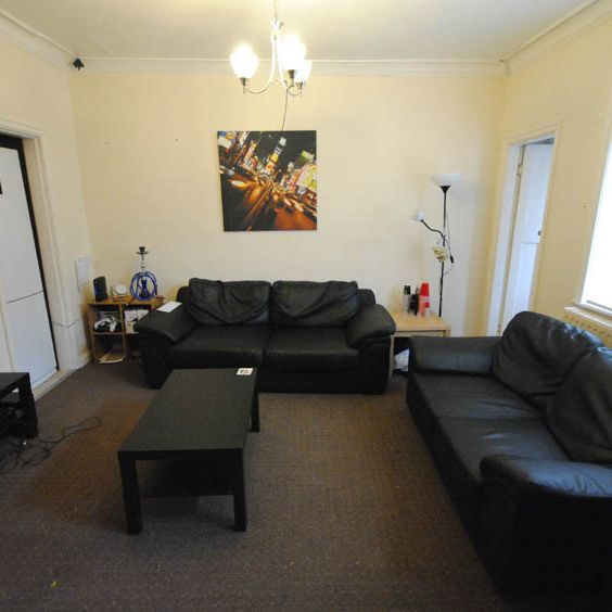 66 Estcourt Avenue, Leeds, LS6 3ET - Photo 1