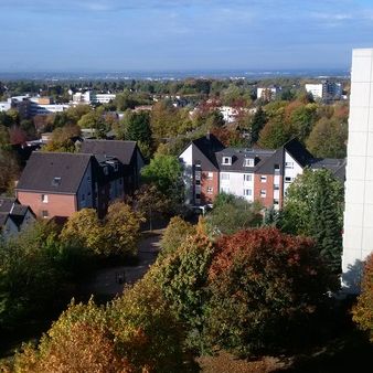 4-Zimmer-Wohnung mit schöner Aussicht ! WBS erforderlich! - Foto 1