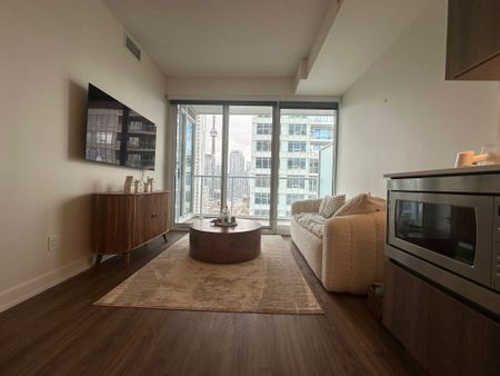 For Lease - 19 Bathurst Street Unit# 2109, Toronto, Ontario - Photo 2