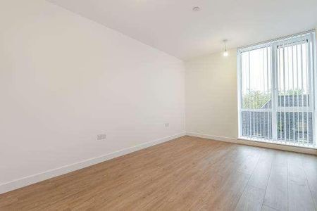 Royal Winchester House, Bracknell, RG12 - Photo 3