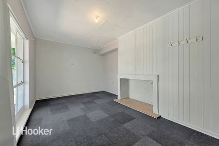 Three Bedroom Home - Photo 5