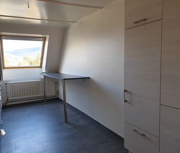 Grand appartement de 4,5 pièces avec ascenseur au centre du village - Photo 3