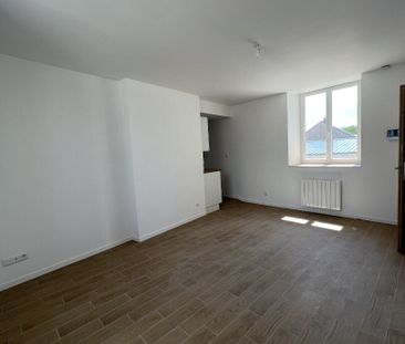 Location appartement 3 pièces, 47.34m², Janville - Photo 1