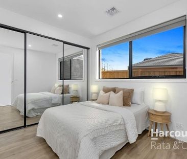 Executive Luxury with Premium Finishes - Photo 5