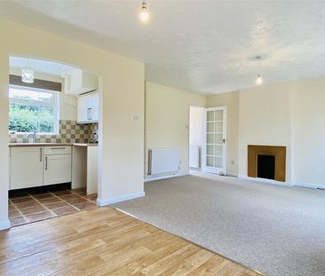 Fakenham Drive, Hereford - Photo 6