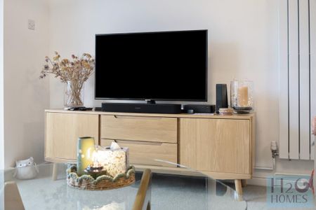 2 bedroom apartment to rent - Photo 4