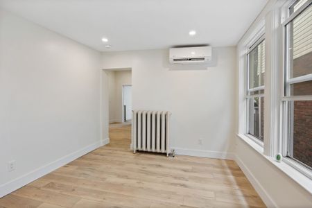 For Lease - 304 Lincoln Road Unit# Unit 3, Windsor, Ontario - Photo 2