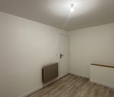 Location Appartement 3 pièces 76m² - Photo 2