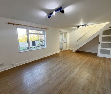 Trecarne, Falmouth - Photo 3