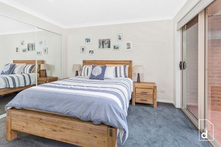 Renovated Top Floor Unit With Spectacular Huge Balcony - Photo 4