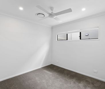 BRAND NEW COSY HOME - Photo 5