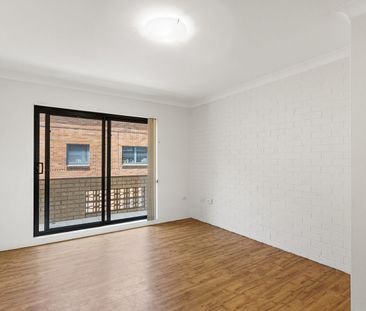 Superbly Located Two Bedroom Unit - Photo 1