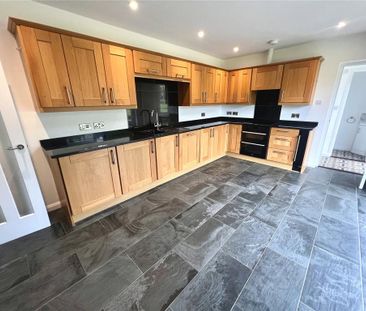 2 bedroom bungalow to rent - Photo 4