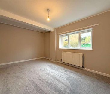 Barnfield House, Wellington, Telford, Shropshire, TF6 - Photo 3